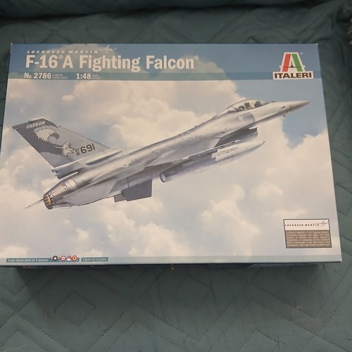 Ita2786 italeri 16a fighting - italeri,