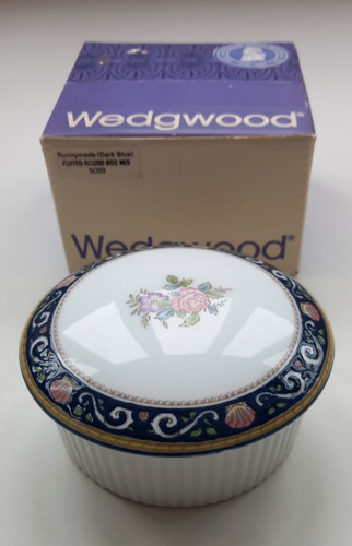 Wedgwood runnymede dark blue - wedgwood,