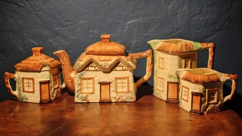 Keele pottery tea - tea, set