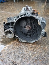 VOLKSWAGEN GOLF  GEARBOX -