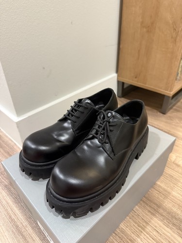 Balenciaga sergent calf derby - balenciaga,