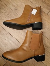 Ladies Chelsea Boots, Size 9