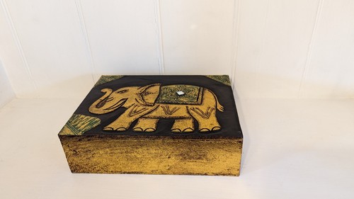 Wooden elephant storage - elephant, box