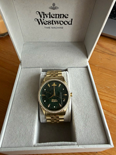Vivienne westwood wallace - vivienne,