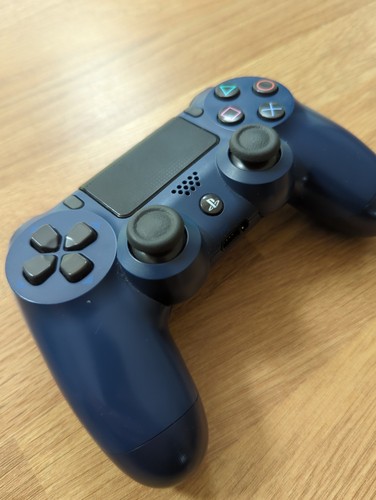 Playstation dualshock 4 - 4,