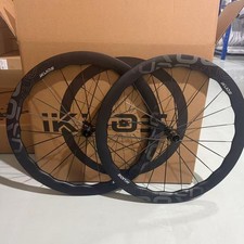 IKUOS Road 700c Carbon