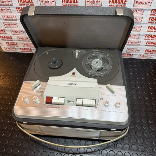 Vintage reel - reel, to