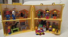 Playmobil Take Along pet vet