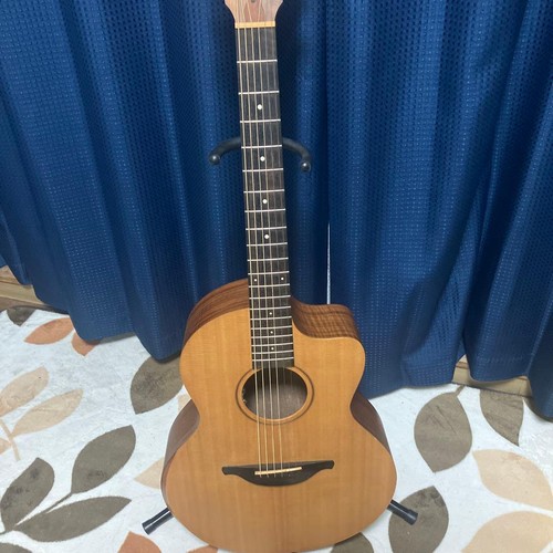 Sheeran lowden s04 - by, limited