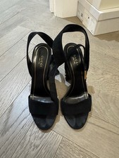 Gucci Heels Size 5.5
