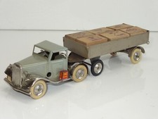 Triang Minic 40M PRE WAR ARTICULATED STANDARD CONTROL CAB WITH CASES (393)