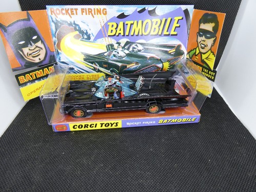 Corgi model club 267 - model, batmobile