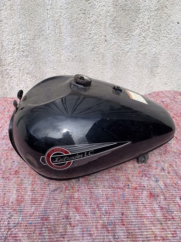 Suzuki intruder 125 - 125, petrol