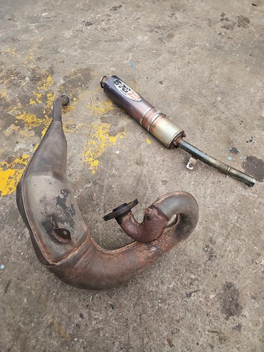 1991 yamaha dtr - full, exhaust