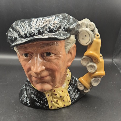 Large royal doulton charachter - royal,