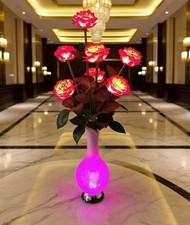 Decorative table lamp