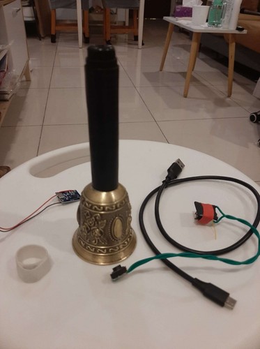 Low cost vintage handbell - low,