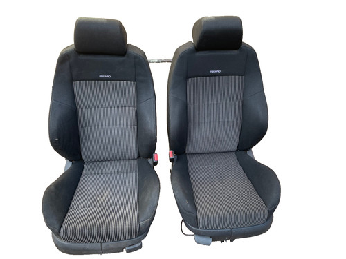 Golf mk4 cloth recaro seats - vw,