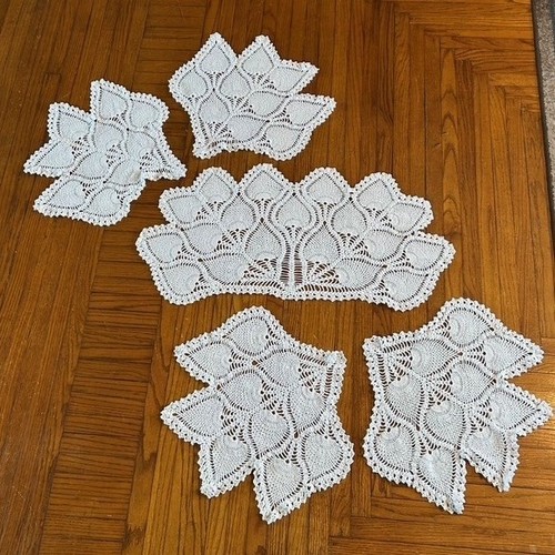 Vtg white crochet peacock - crochet,