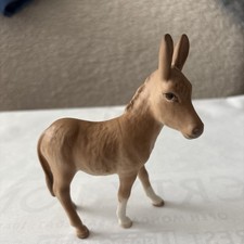 Beswick donkey foal Vintage Matte finish 4.25ins high VGC