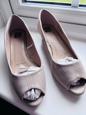 Collection London Wedge Heels