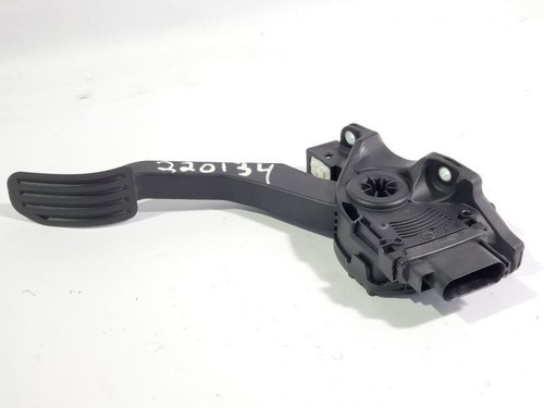 Accelerator pedal oem 2015 - accelerator,