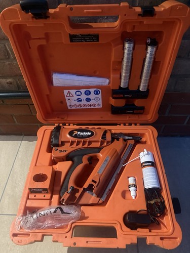 Paslode im350 lithium first - paslode, im350+