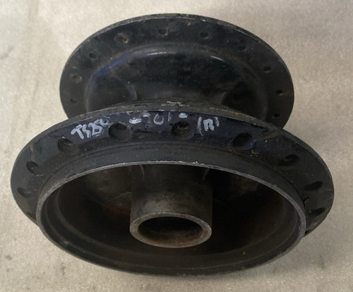 Suzuki rear wheel hub - wheel,