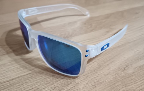 Oakley holbrook frost - holbrook, frame