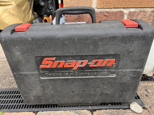 Snap tool box empty no - on,