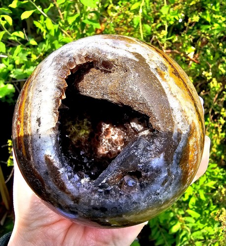 Amethyst druzy geode - amethyst,