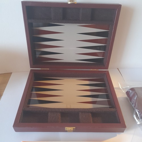 Magnetic travel backgammon - magnetic,