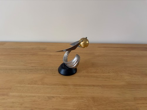 Golden snitch noble - golden, collection