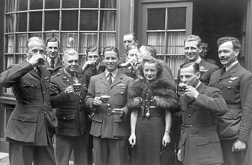 Members 617 squadron - of, toast