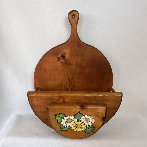 Vtg wooden country - vtg, flowers