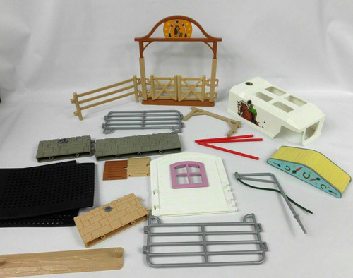Schleich horse barn - barn, playset