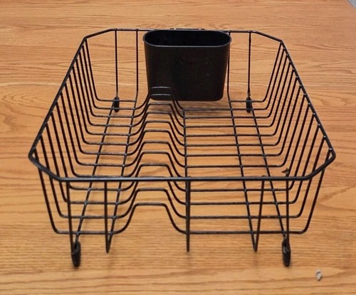 Vintage black rubbermaid dish - black,