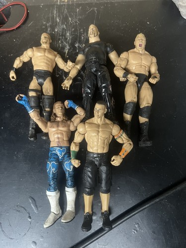 Set wwe action figures - 5,