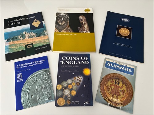 Vintage books coins - 6,