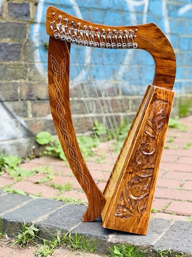 Stings lever harp - lever, hand
