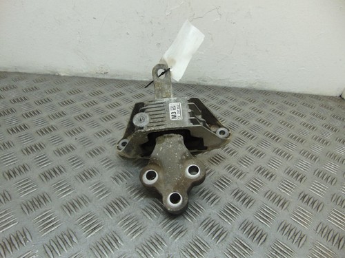 Vauxhall astra gearbox mount - vauxhall,