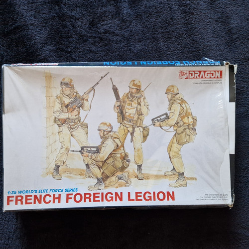 Job lot dragon 3014 - lot, 1/35