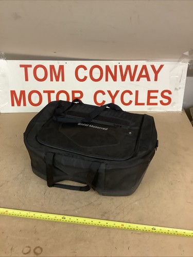 Bmw r1200rt top box - top, inner