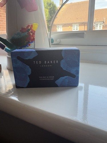 Ted baker fig leaf cedar - fig,