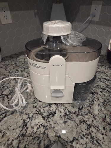 Kenwood juice extractor je500 - juice,