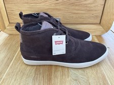 NEW Men’s Levi’s Brown