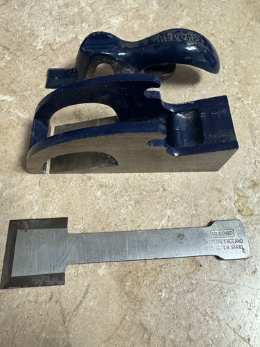 Record 076 bull nose rebate - 076,