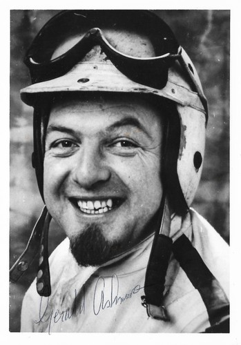 Gerry ashmore signed photo - f1,