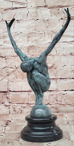 Bronze male swimmer - bronze,