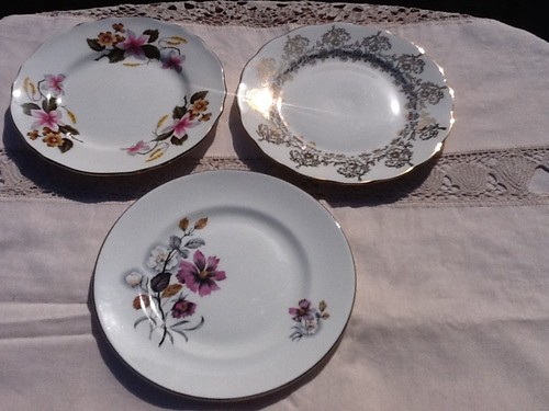 Pretty vintage bone china tea - bone,